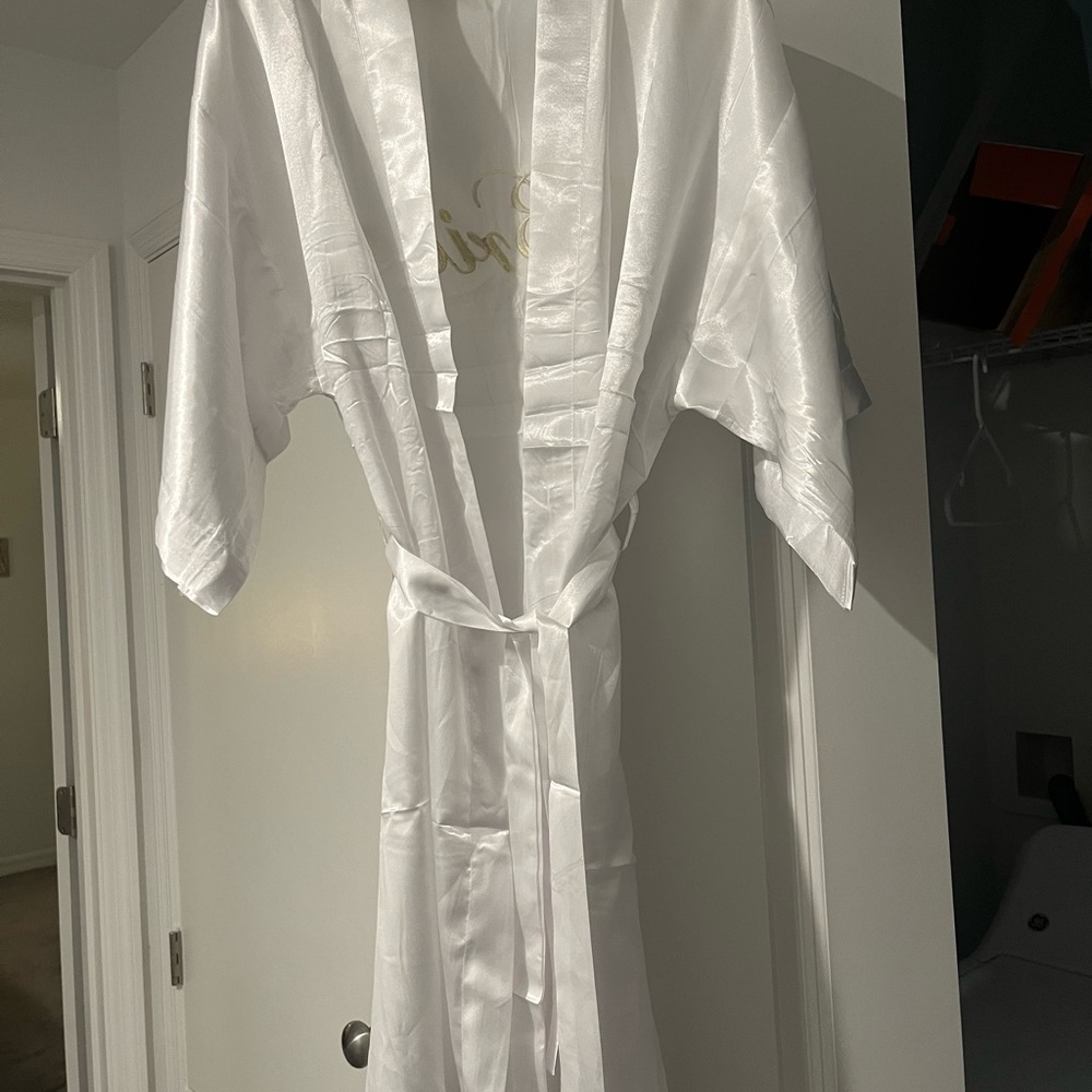 Bride robe